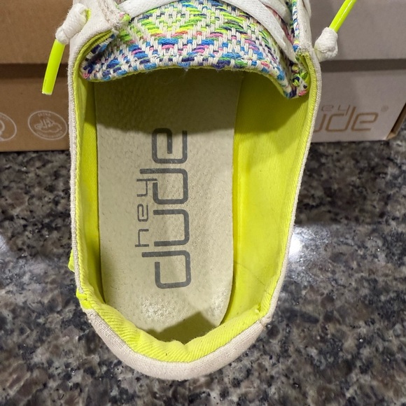 Hey Dude Wendy Playa Fiesta  Beach Party - Picture 2 of 6